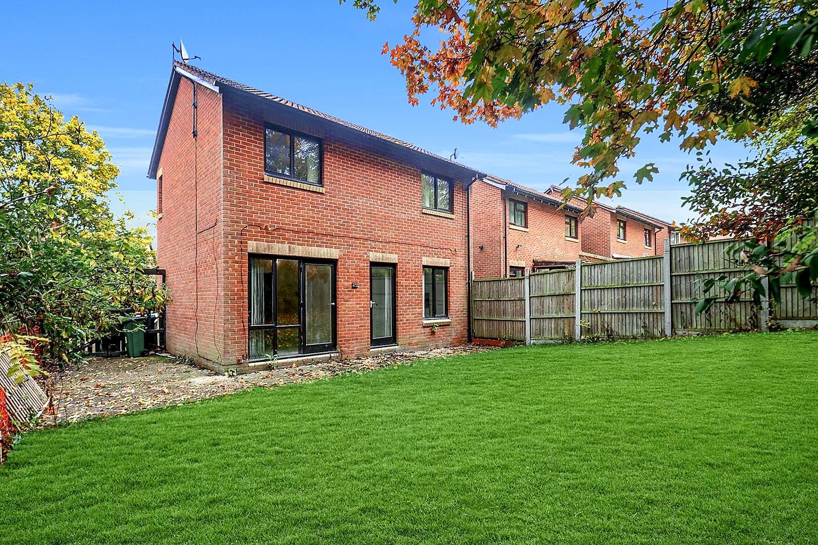 Runford Court, Shenley Lodge, Milton Keynes, MK5 - Image 2