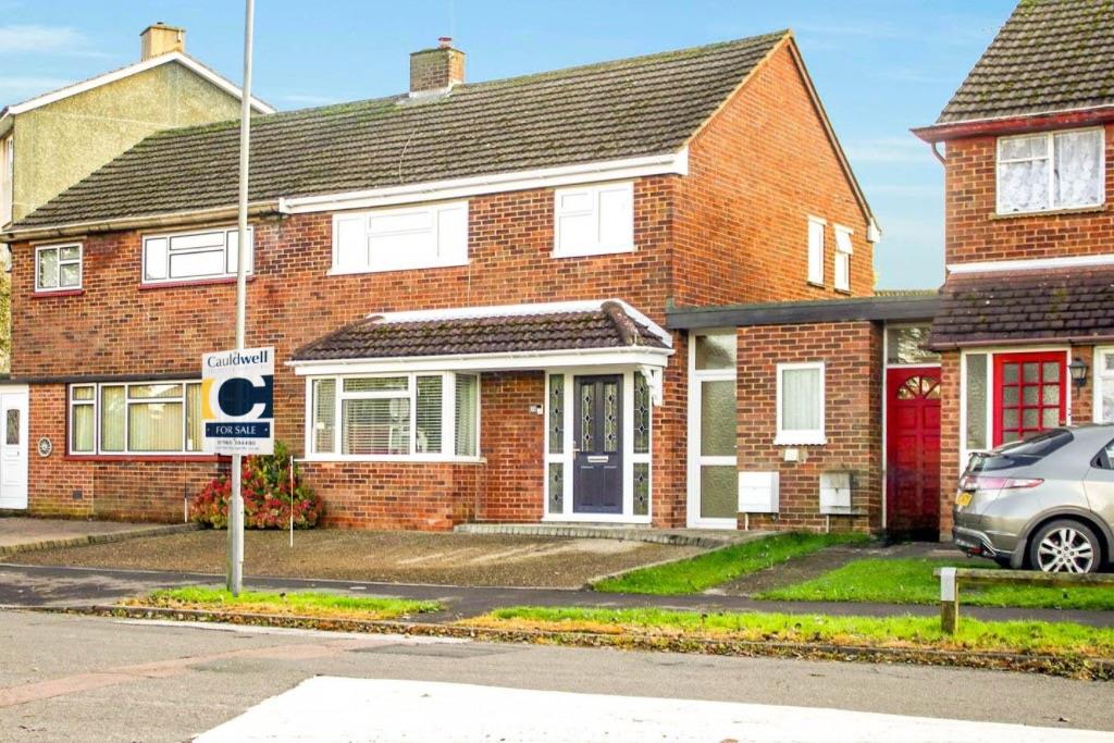 Middlesex Drive, Bletchley, Milton Keynes, MK3