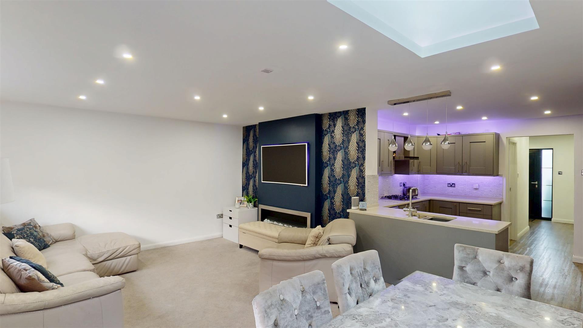 Cherleton, Two Mile Ash, Milton Keynes, MK8 - Image 7