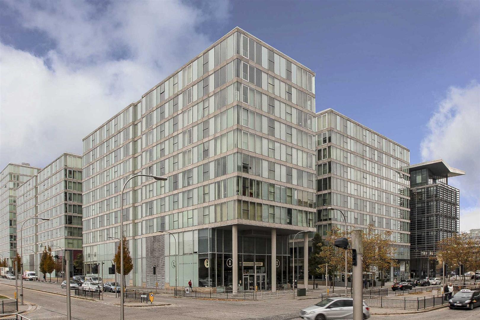 599 Witan Gate, Milton Keynes, MK9 - Image 3