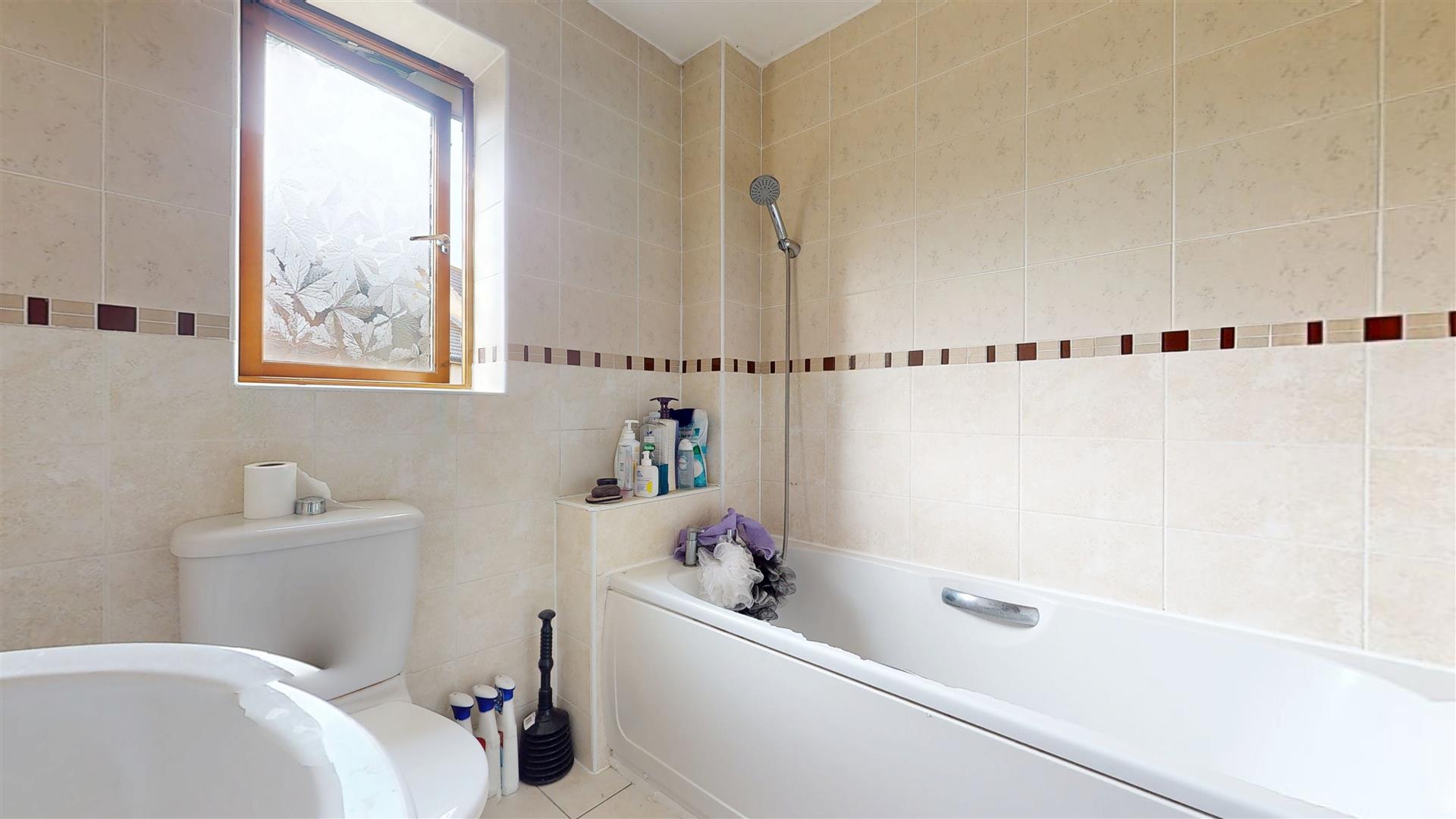 Laxfield Drive, Broughton, Milton Keynes, MK10 - Image 5