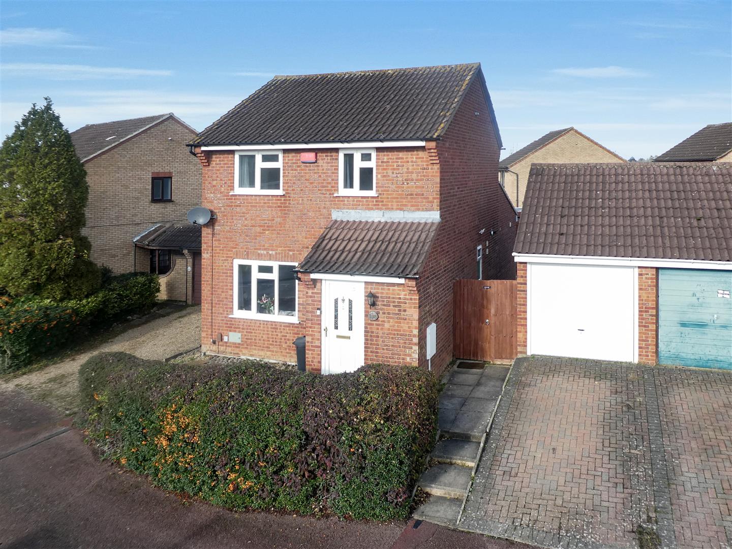 Arncliffe Drive, Heelands, Milton Keynes, MK13 - Image 3