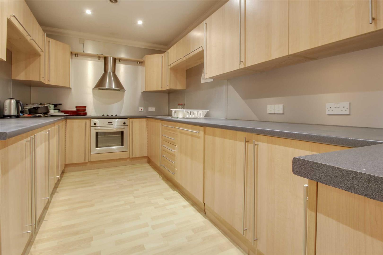 Clarence House, Central Milton Kerynes, MK9