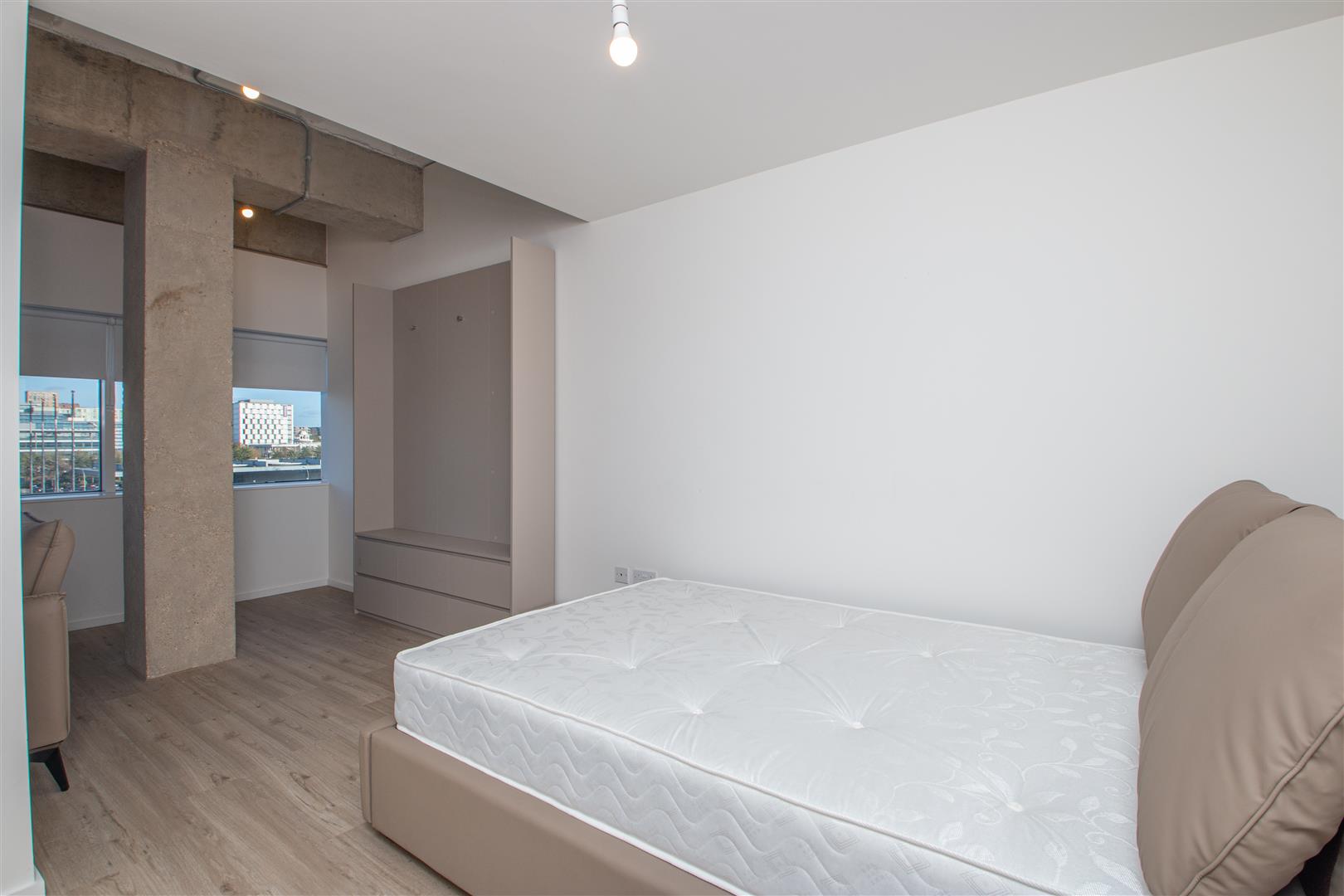 500 Elder Gate, Milton Keynes, MK9 - Image 9