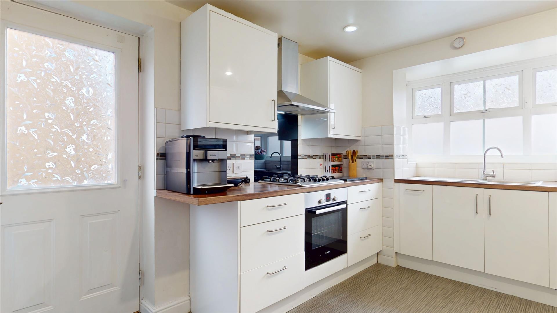 Little Dunmow, Monkston, Milton Keynes, MK10 - Image 7