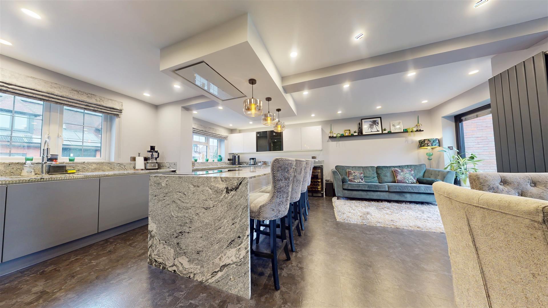 Butterfield Close, Woolstone, Milton Keynes, MK15 - Image 3