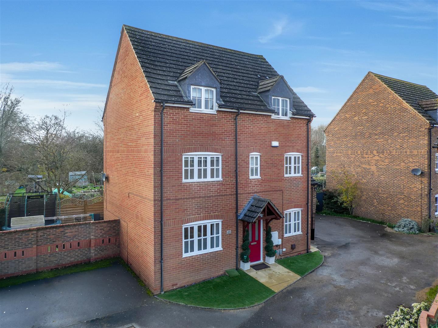 Goldhawk Road, Monkston Park, Milton Keynes, MK10