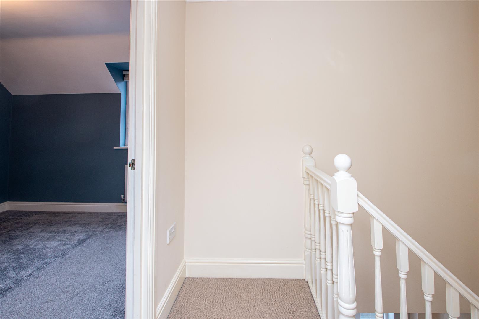 Woodall Close, Middleton, Milton Keynes, MK10 - Image 9