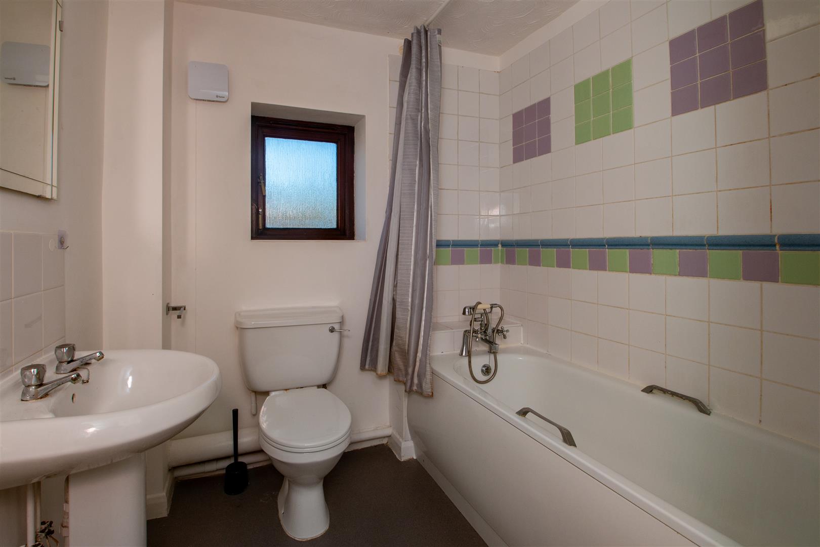 Wingfield Grove, Middleton, Milton Keynes, MK10 - Image 3