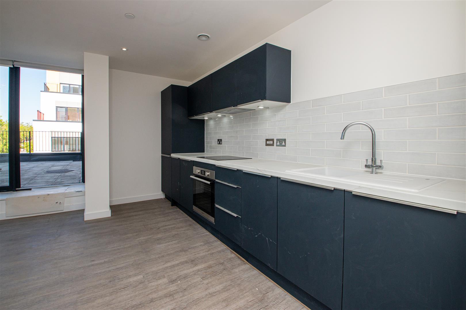 Silbury Boulevard, Milton Keynes, MK9 - Image 9