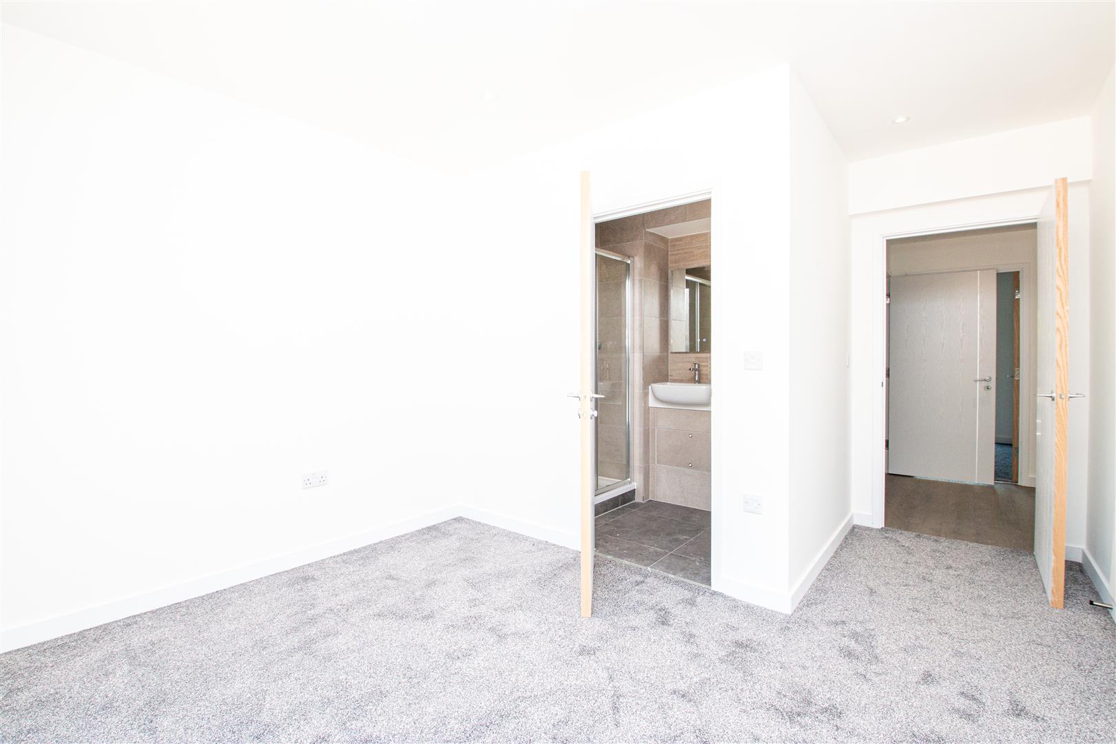 Silbury Boulevard, Milton Keynes, MK9 - Image 9