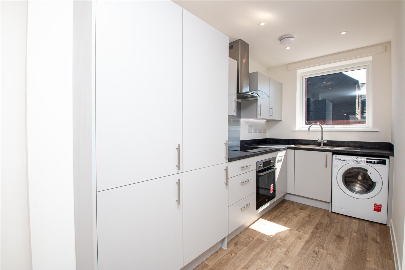 Charnwood Circle, Shenley Wood, Milton Keynes, MK5 - Image 2