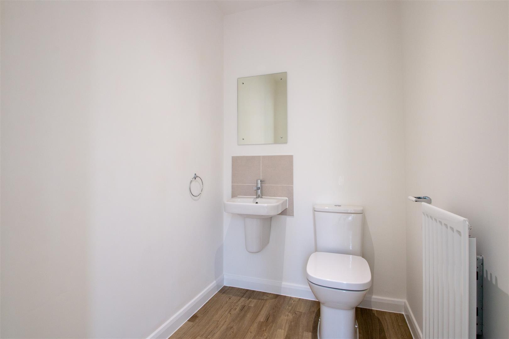 Eredine Crescent, Shenley Wood, Milton Keynes, MK5 - Image 7