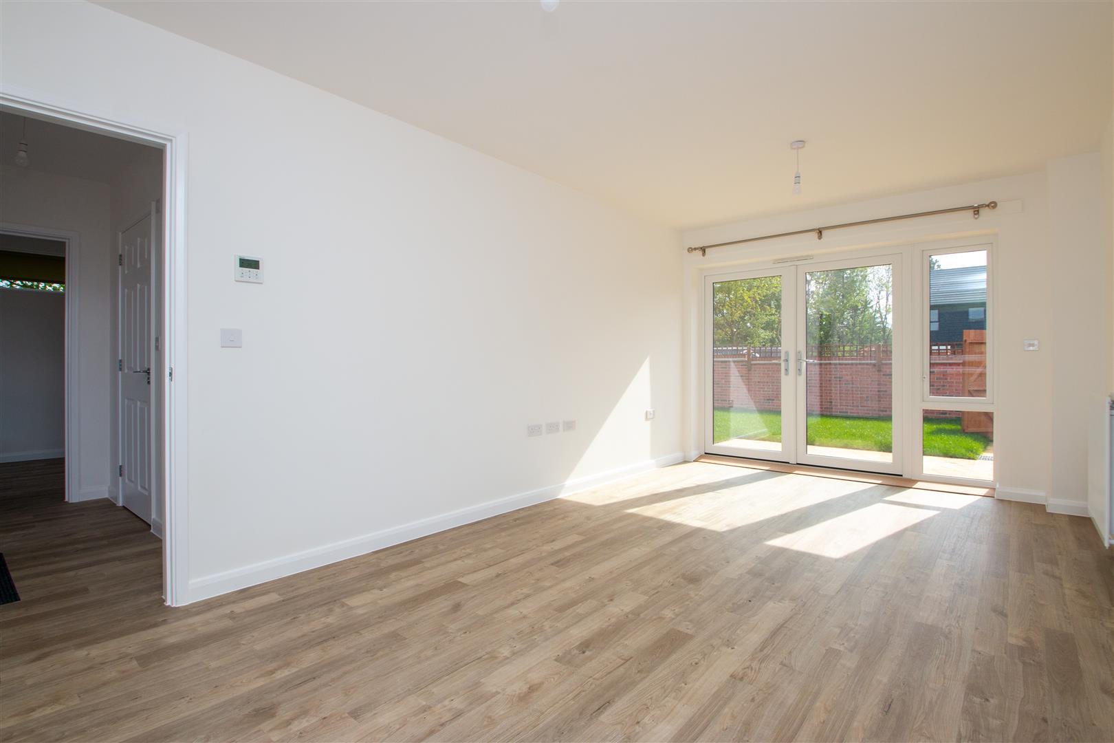 Eredine Crescent, Shenley Wood, Milton Keynes, MK5 - Image 8