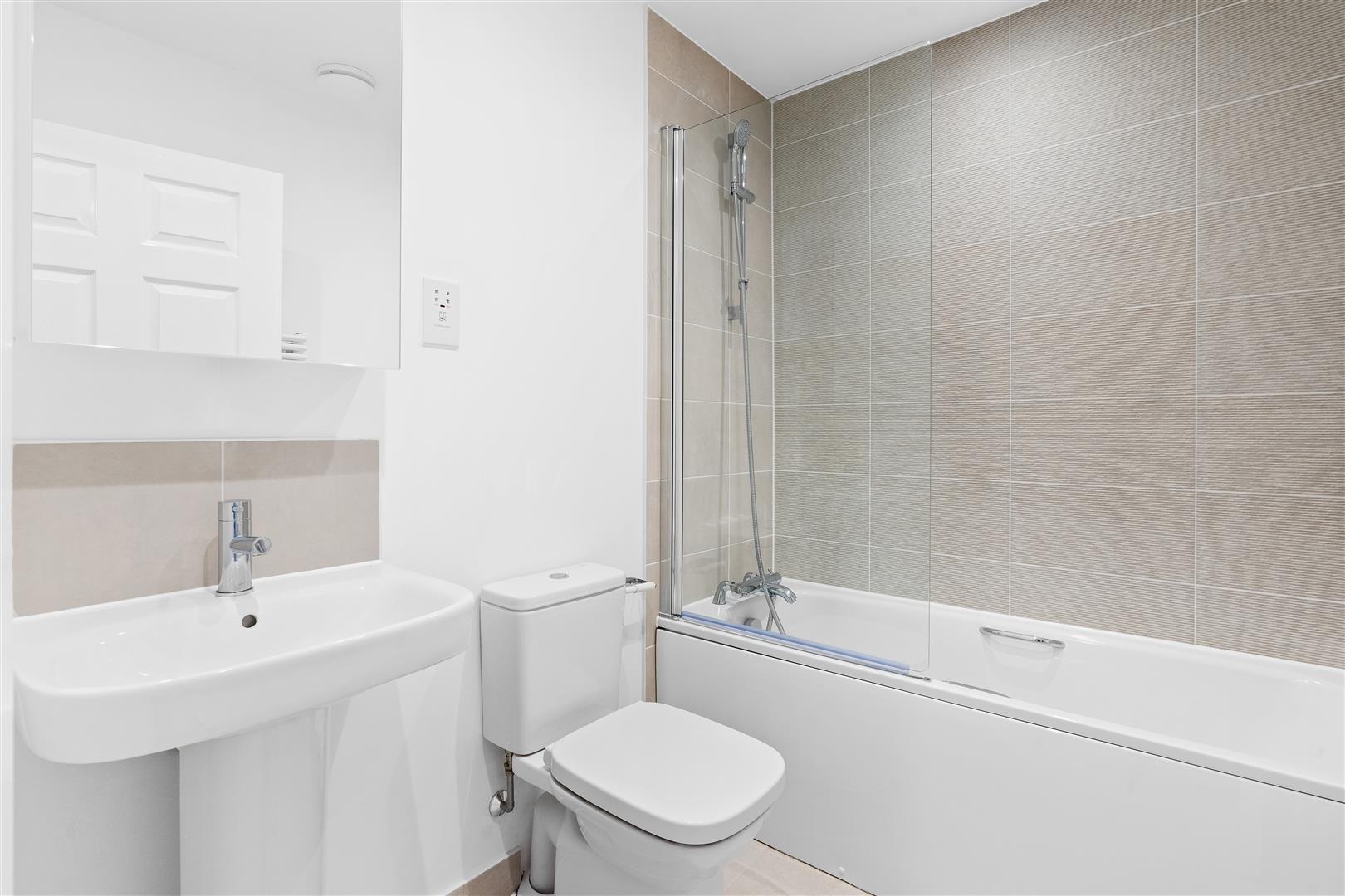 Shetland Drive, Whitehouse, Milton Keynes, MK8 - Image 5