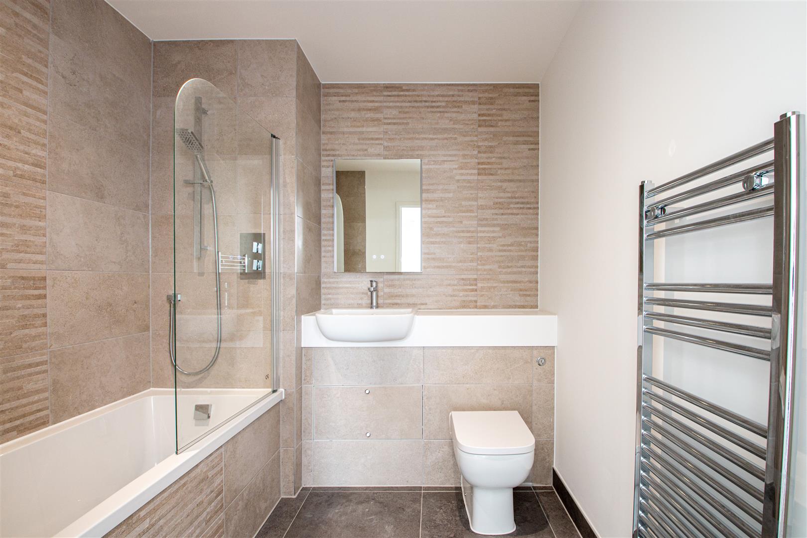 Silbury Boulevard, Milton Keynes, MK9 - Image 4