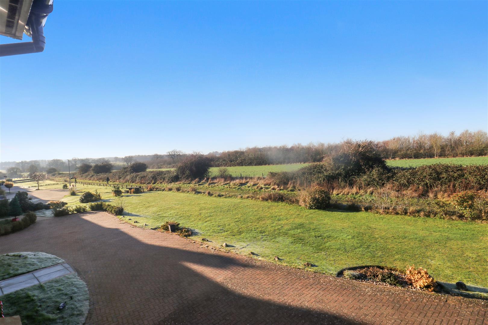 Keel Way, Oxley Park, Milton Keynes, MK4 - Image 4