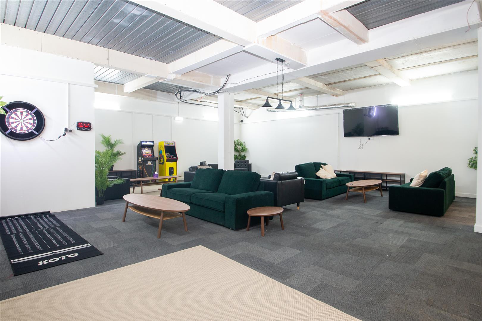 2 Foxhunter Drive, Linford Wood, Milton Keynes, MK14 - Image 2