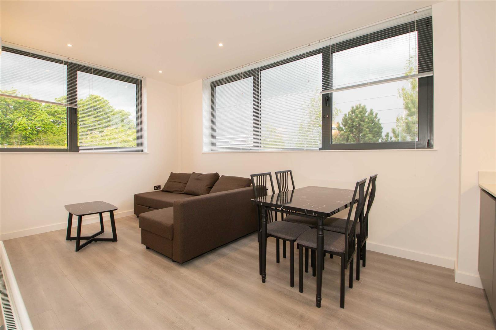 2 Foxhunter Drive, Linford Wood, Milton Keynes, MK14 - Image 6