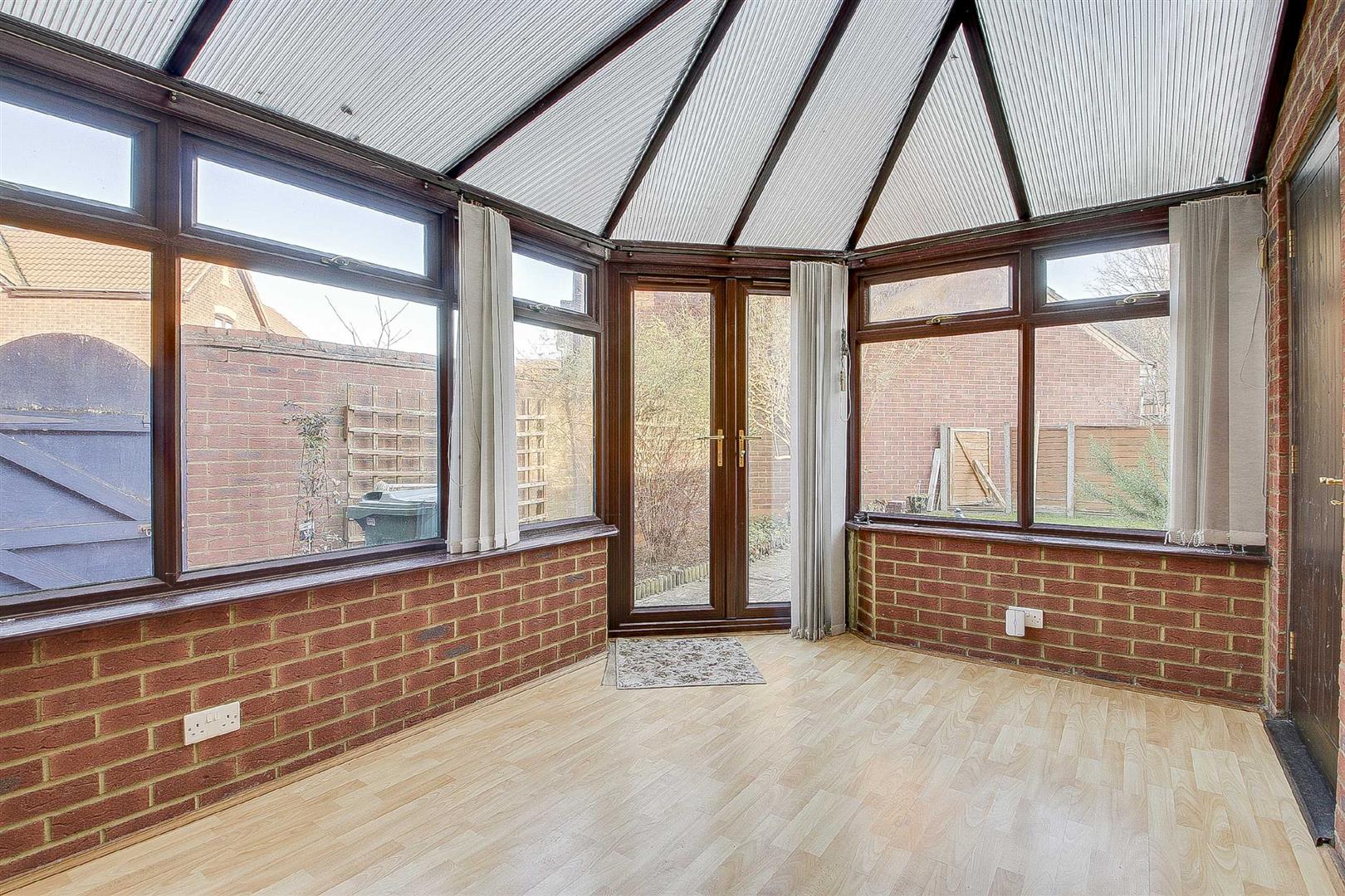 Edstone Place, Emerson Valley, Milton Keynes, MK4 - Image 3