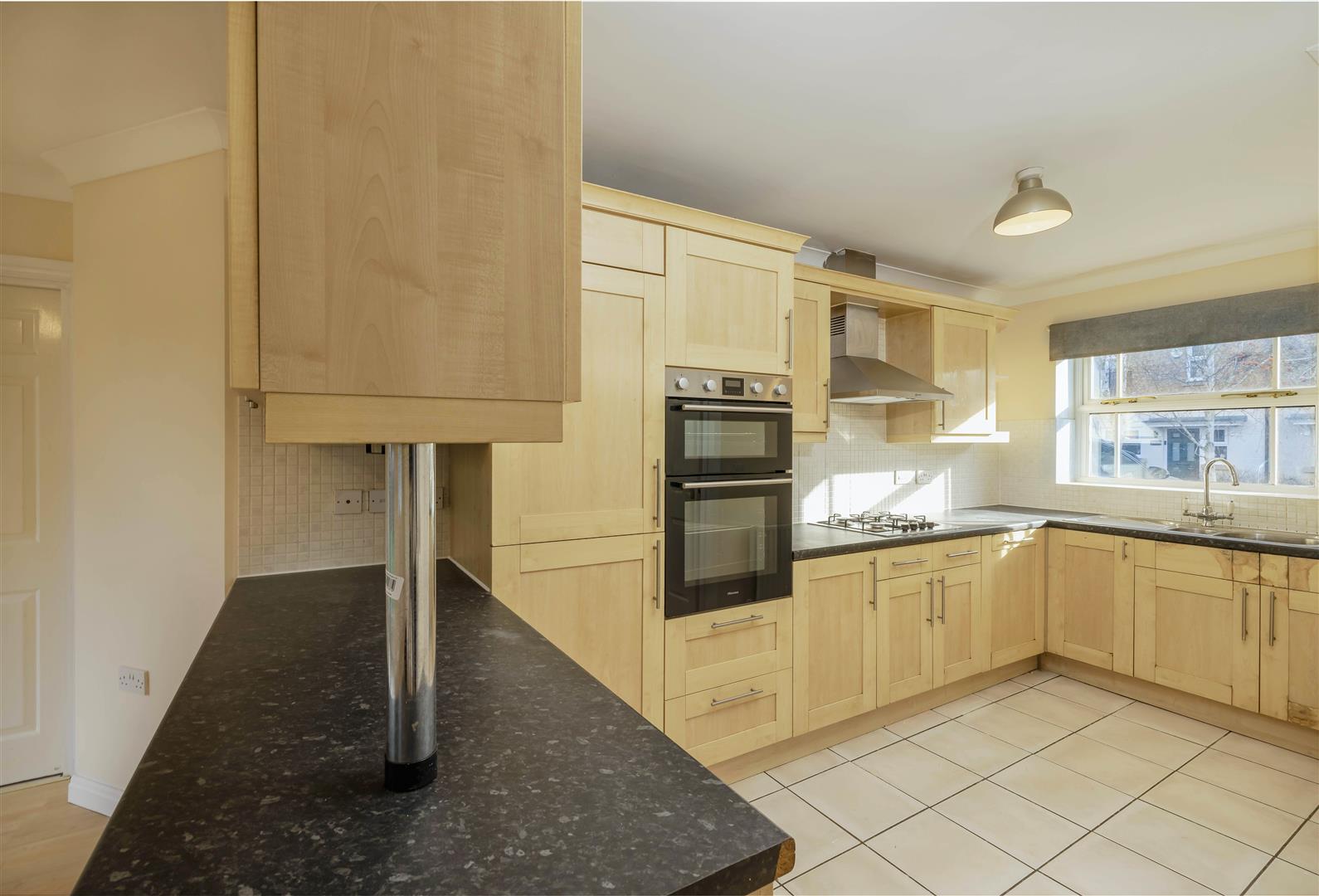 Clegg Square, Shenley Lodge, Milton Keynes, MK5 - Image 2