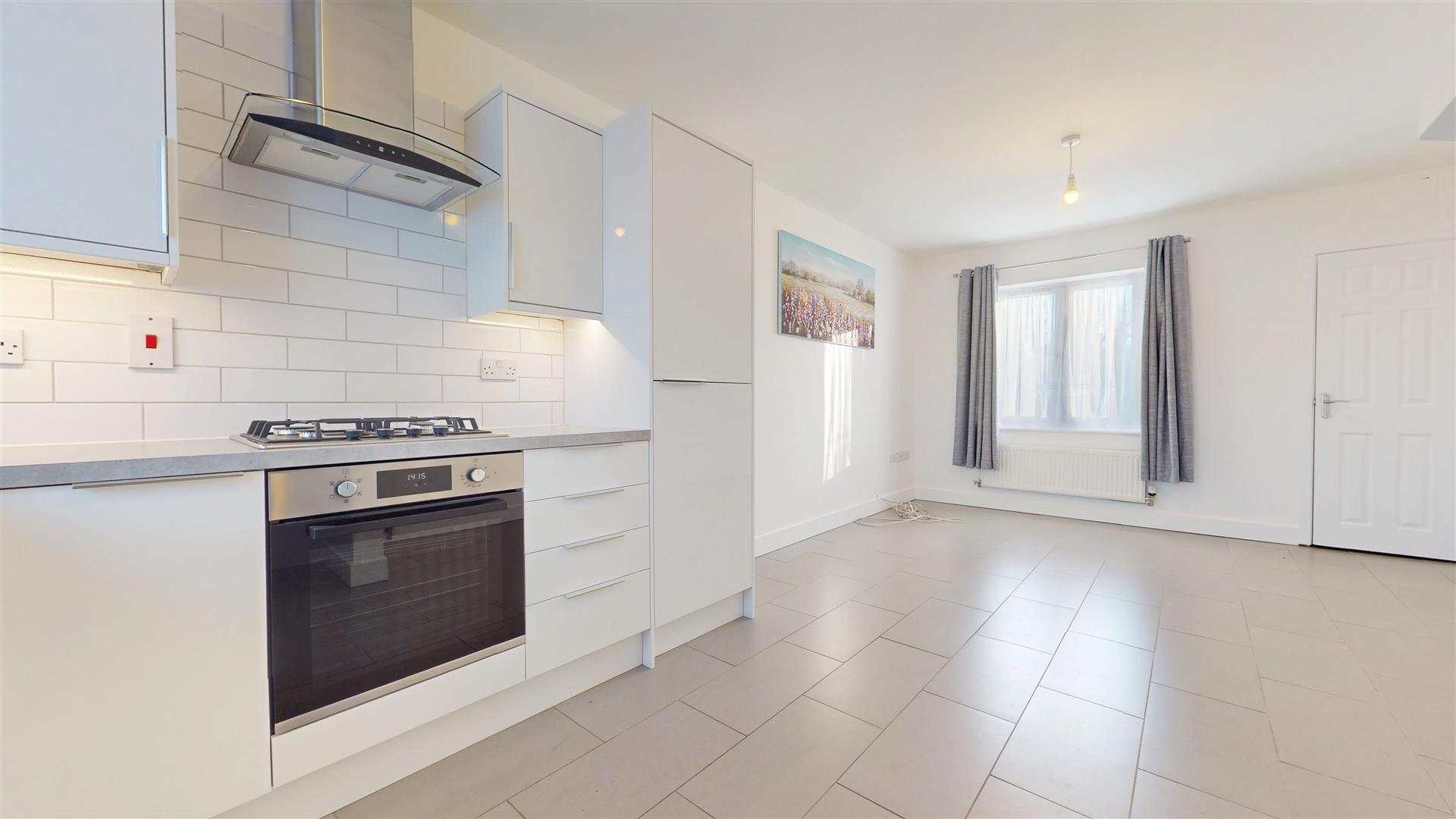 Selkirk Drive, Oakridge Park, Milton Keynes, MK14 - Image 2