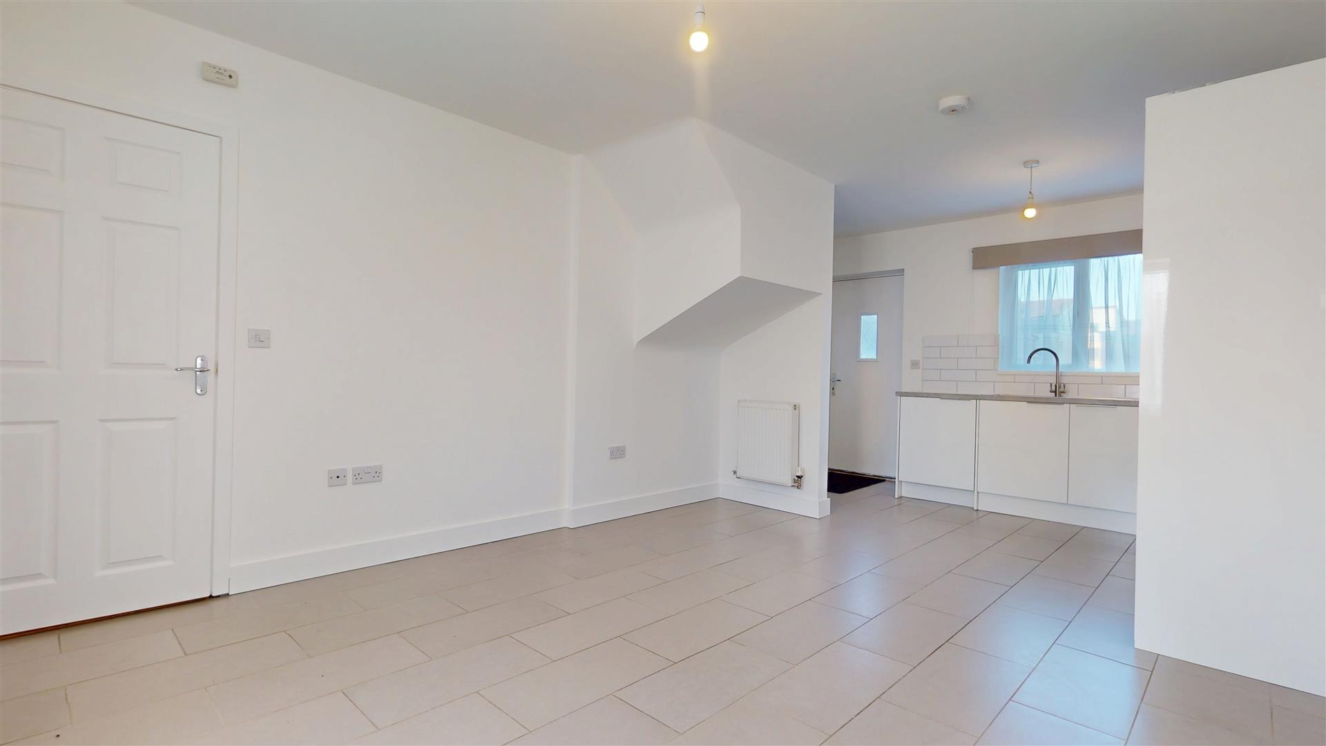 Selkirk Drive, Oakridge Park, Milton Keynes, MK14 - Image 3