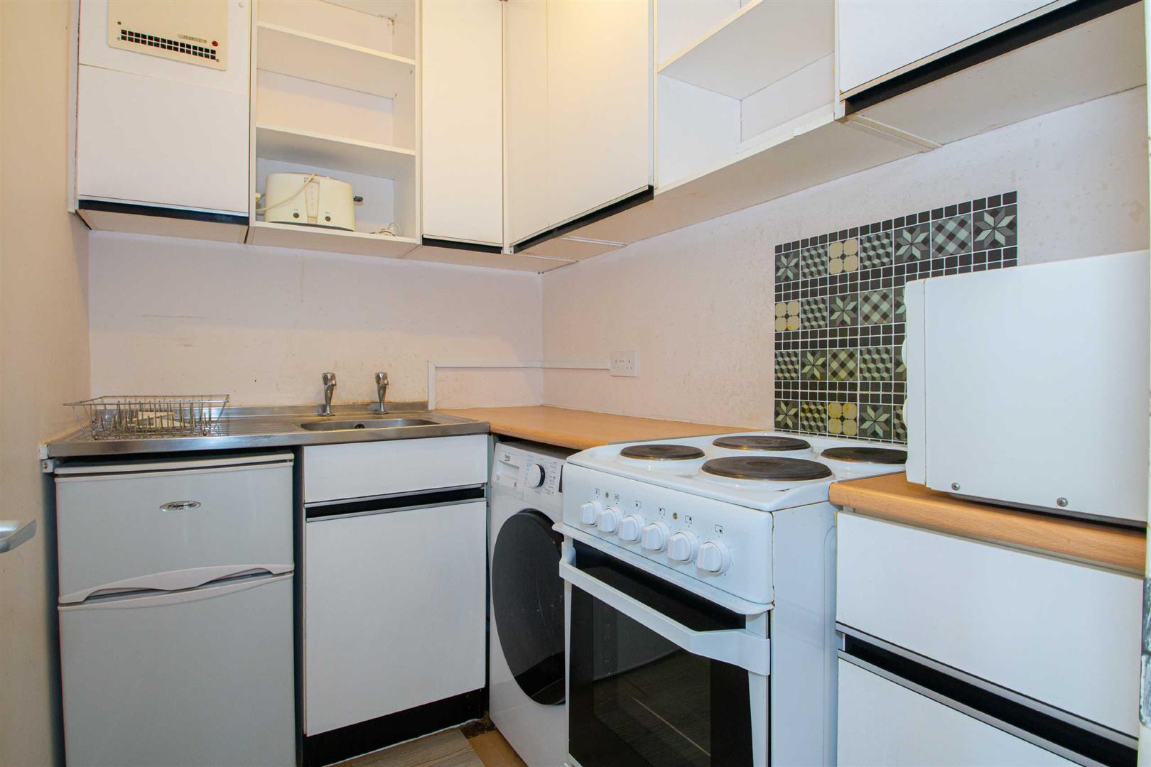 North Ninth Street, Central Milton Keynes, Milton Keynes, MK9 - Image 3