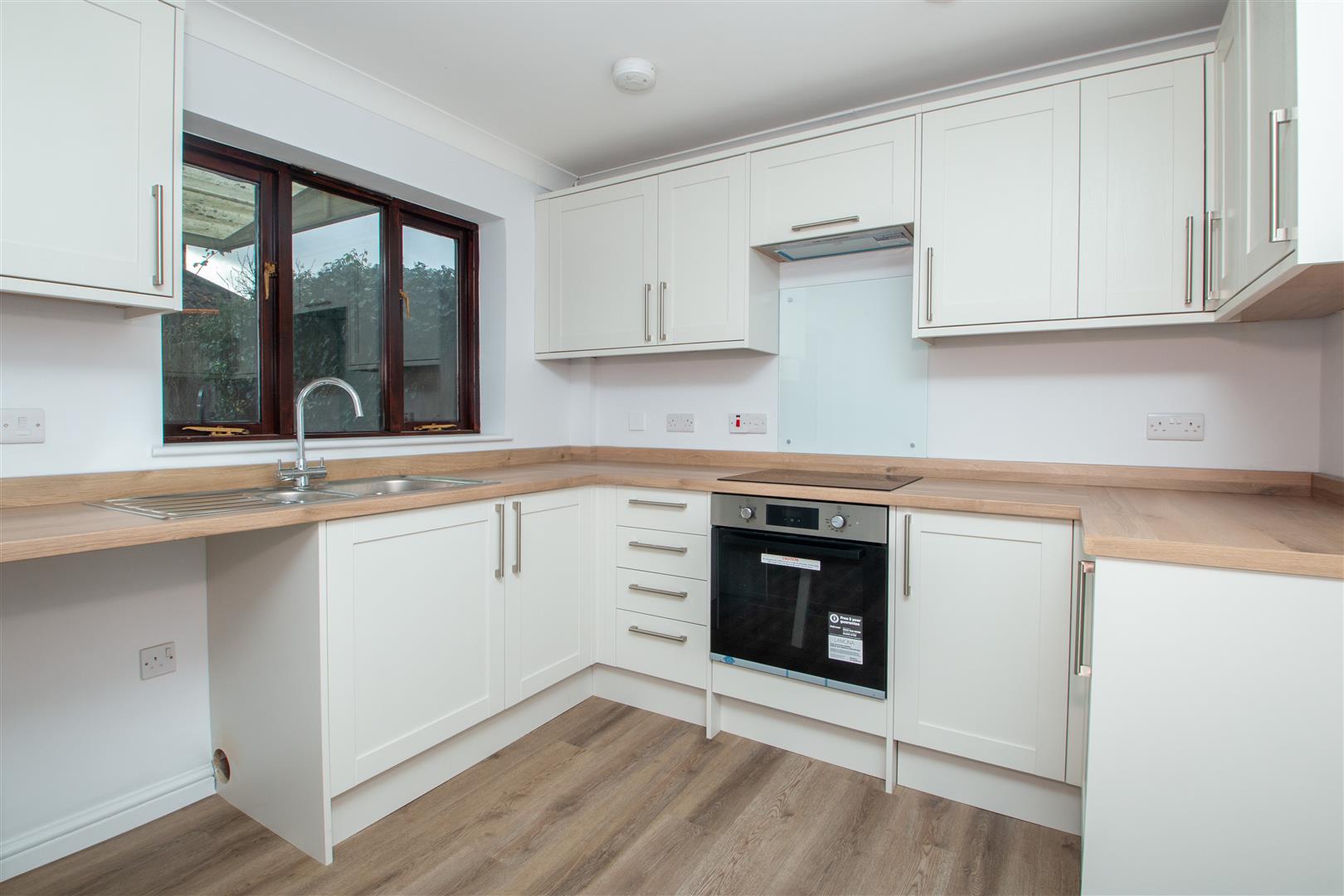 Studley Knapp, Walnut Tree, Milton Keynes, MK7 - Image 2