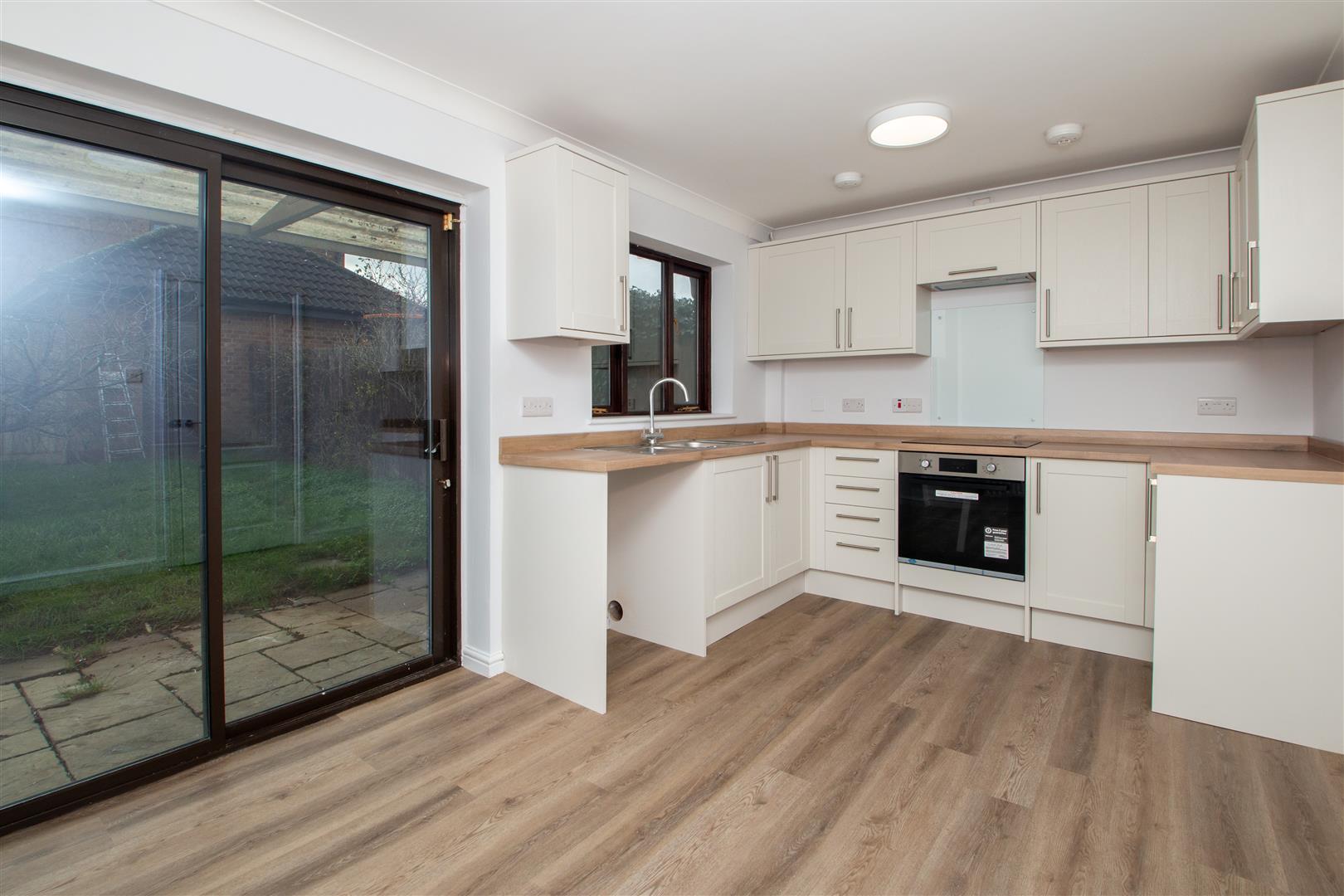 Studley Knapp, Walnut Tree, Milton Keynes, MK7 - Image 7