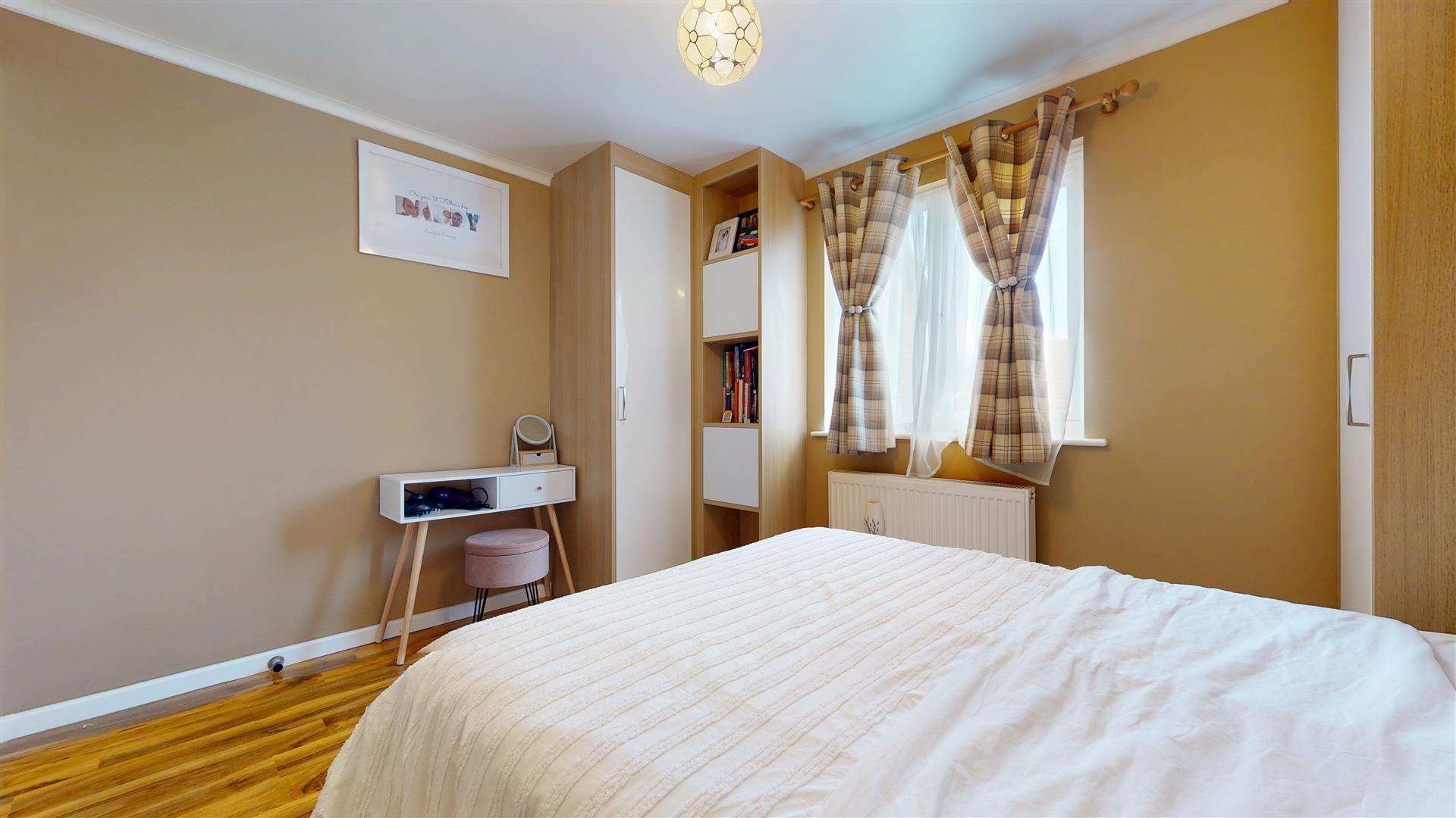Pettingrew Close, Walnut Tree, Milton Keynes, MK7 - Image 8