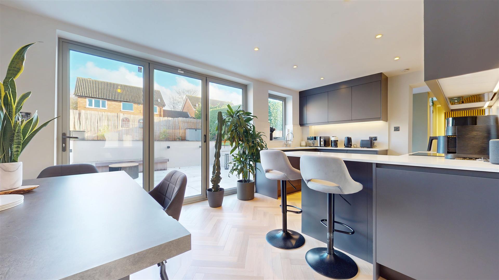 Ellenstow, Bradwell, Milton Keynes, MK13