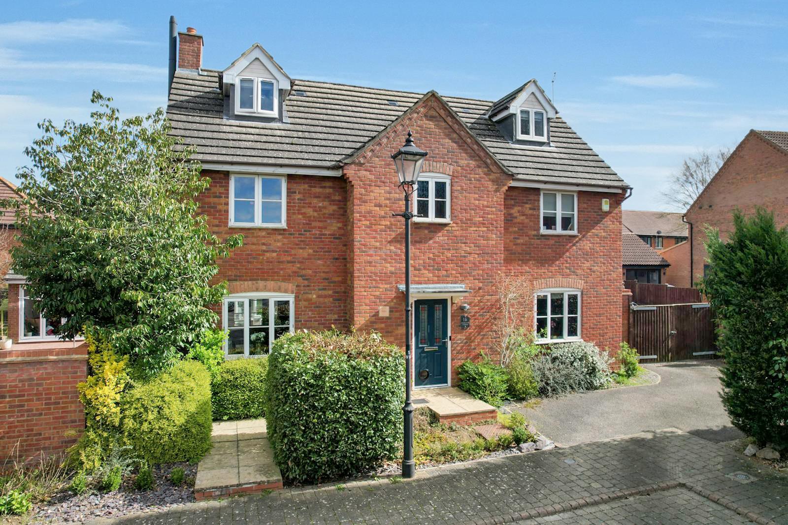 Wadworth Holme, Middleton, Milton Keynes, MK10