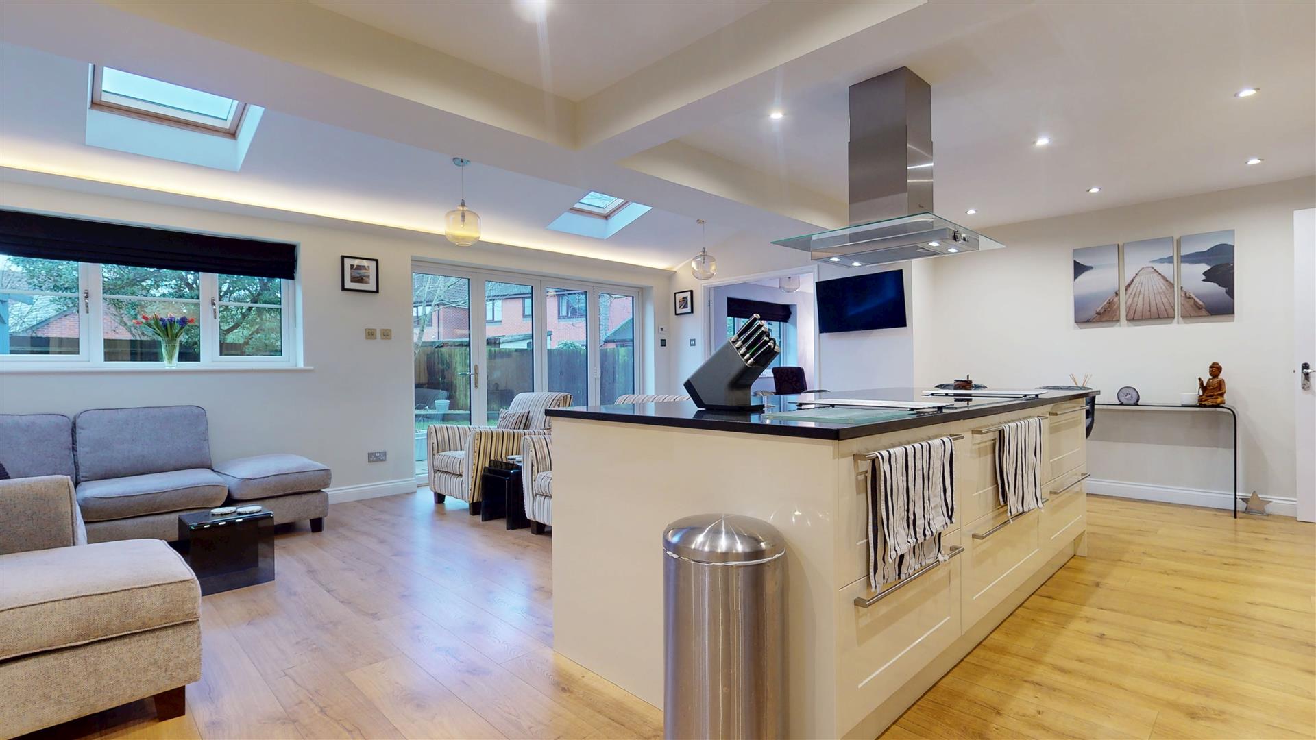 Campania Close., Middleton, Milton Keynes, MK10