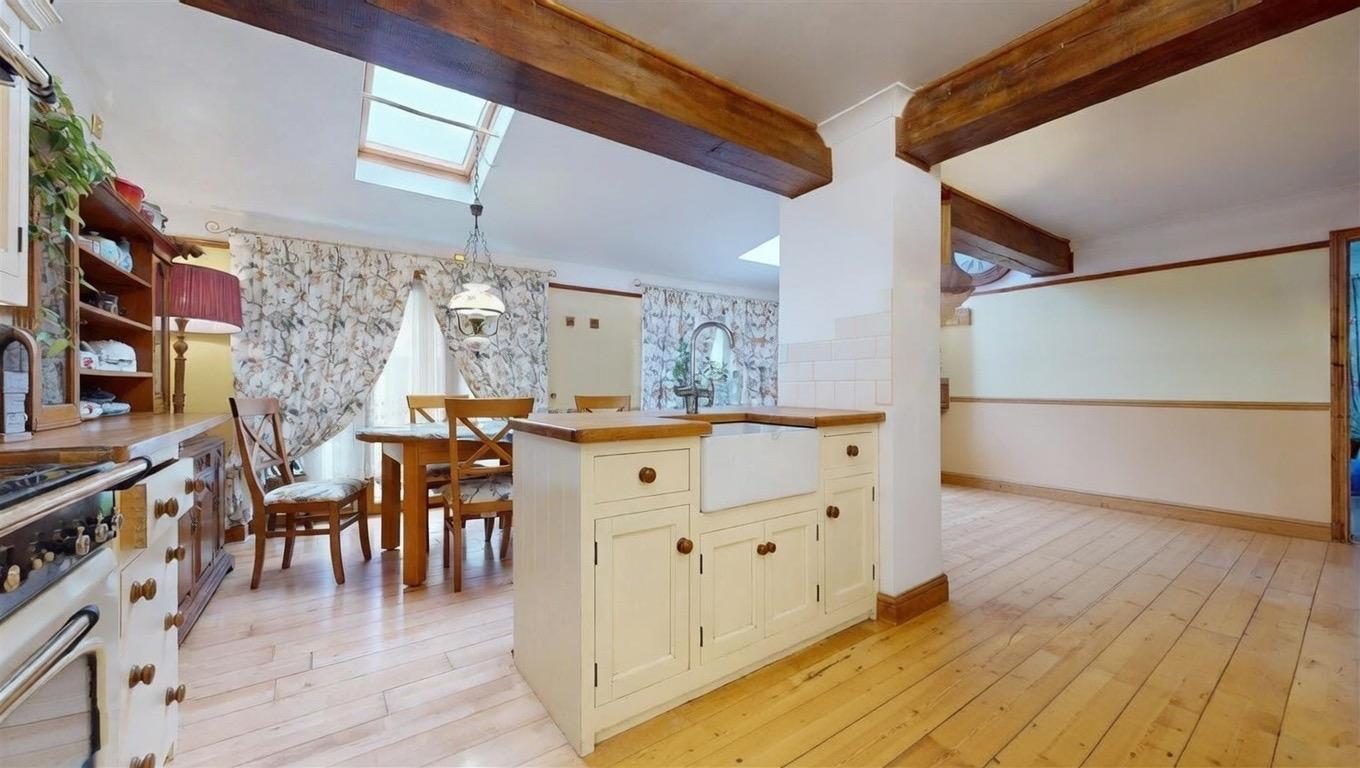 Yeats Close, Newport Pagnell, MK16 - Image 4