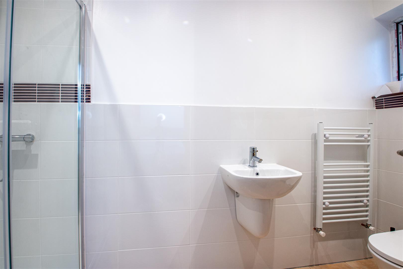 2 Krypton Close, Shenley Lodge, MK5 - Image 8