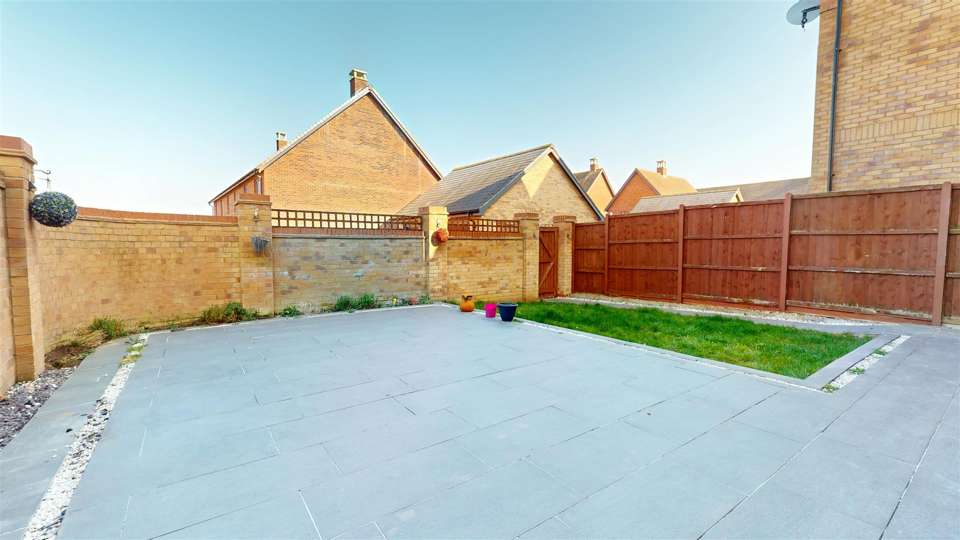 Longhorn Drive, Whitehouse, Milton Keynes, MK8 - Image 2