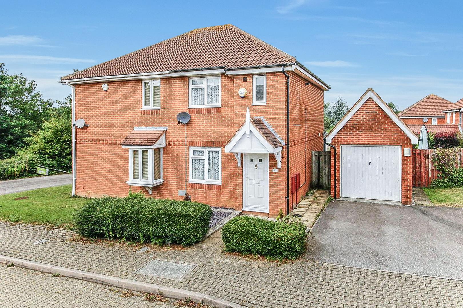 Walkhampton Avenue, Bradwell Common, Milton Keynes, MK13