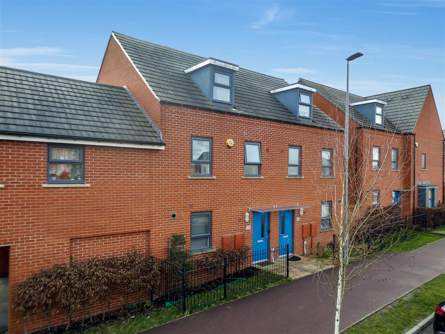 Burney Drive, Eagle Farm South, Milton Keynes, MK17