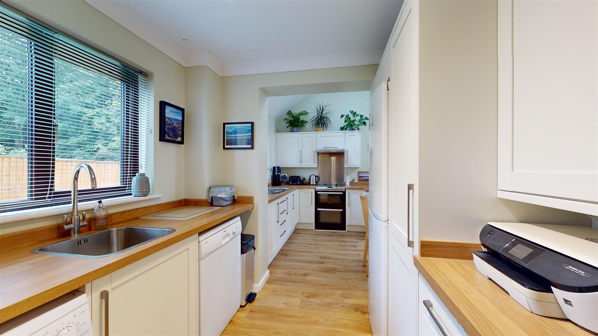 Chevalier Grove, Crownhill, Milton Keynes, MK8 - Image 5