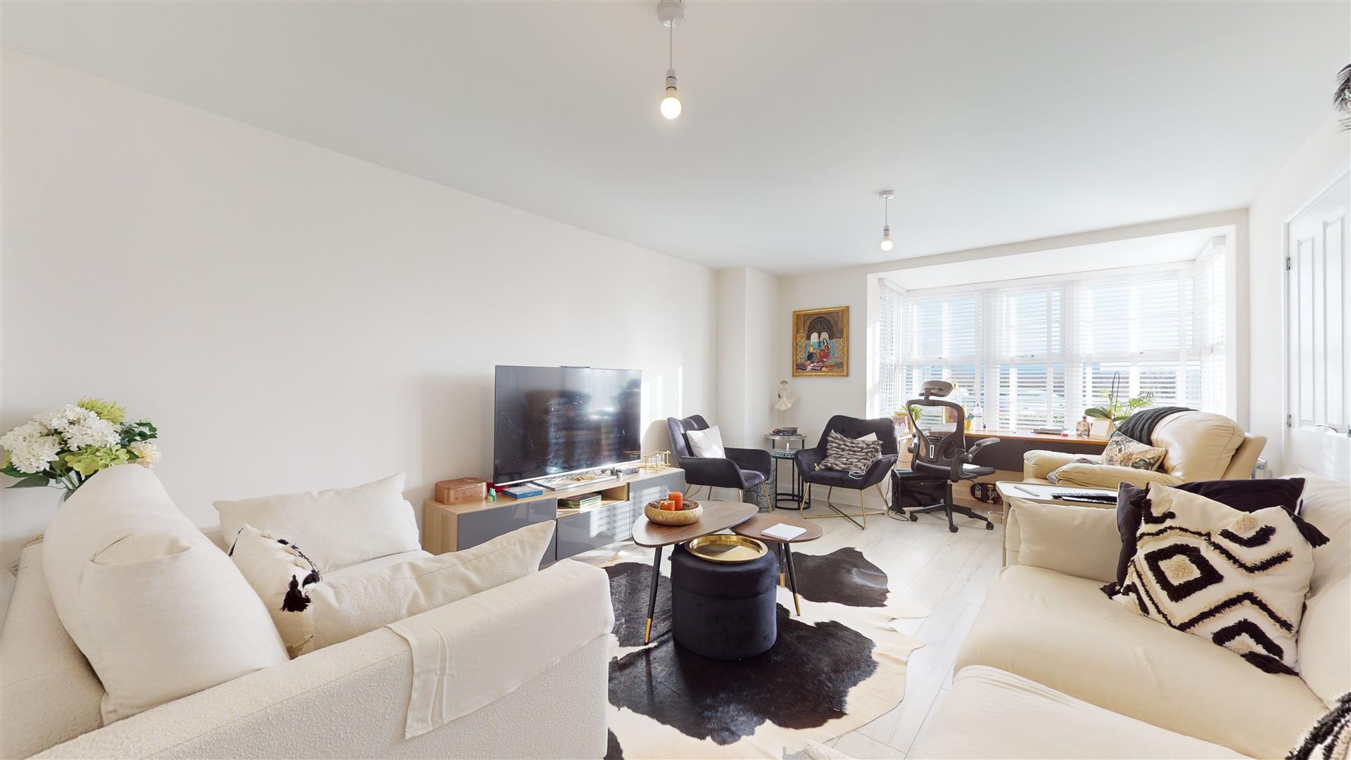 Westergate Avenue, Brooklands, Milton Keynes, MK10 - Image 8