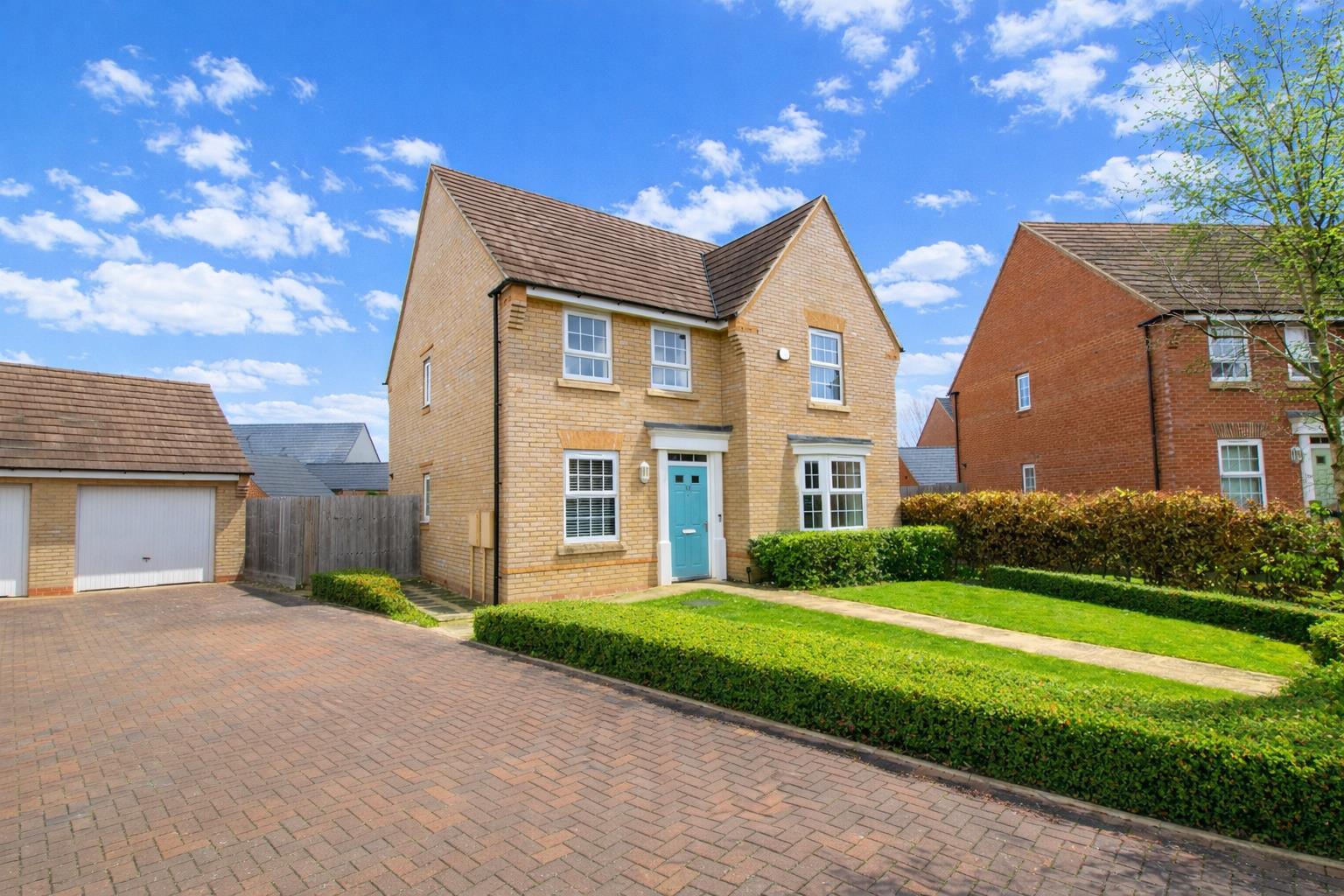 Lamport Crescent, Brooklands, Milton Keynes, MK10