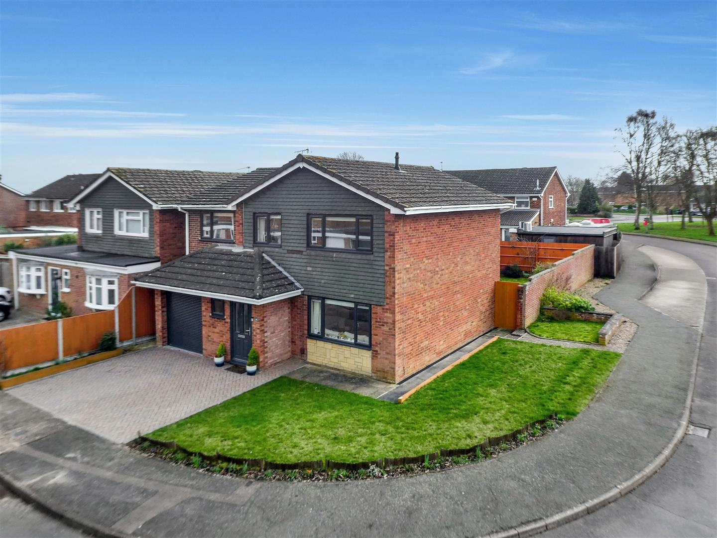 Gleneagles Close, Bletchley, Milton Keynes, MK3