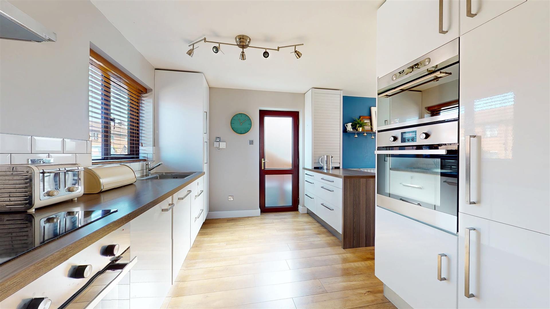 Thorneycroft Lane, Downhead Park, Milton Keynes, MK15 - Image 6