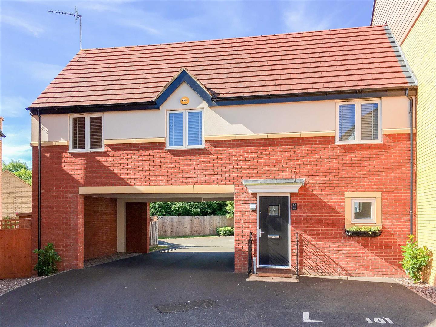 Sakura Walk, Willen Park, Milton Keynes, MK15