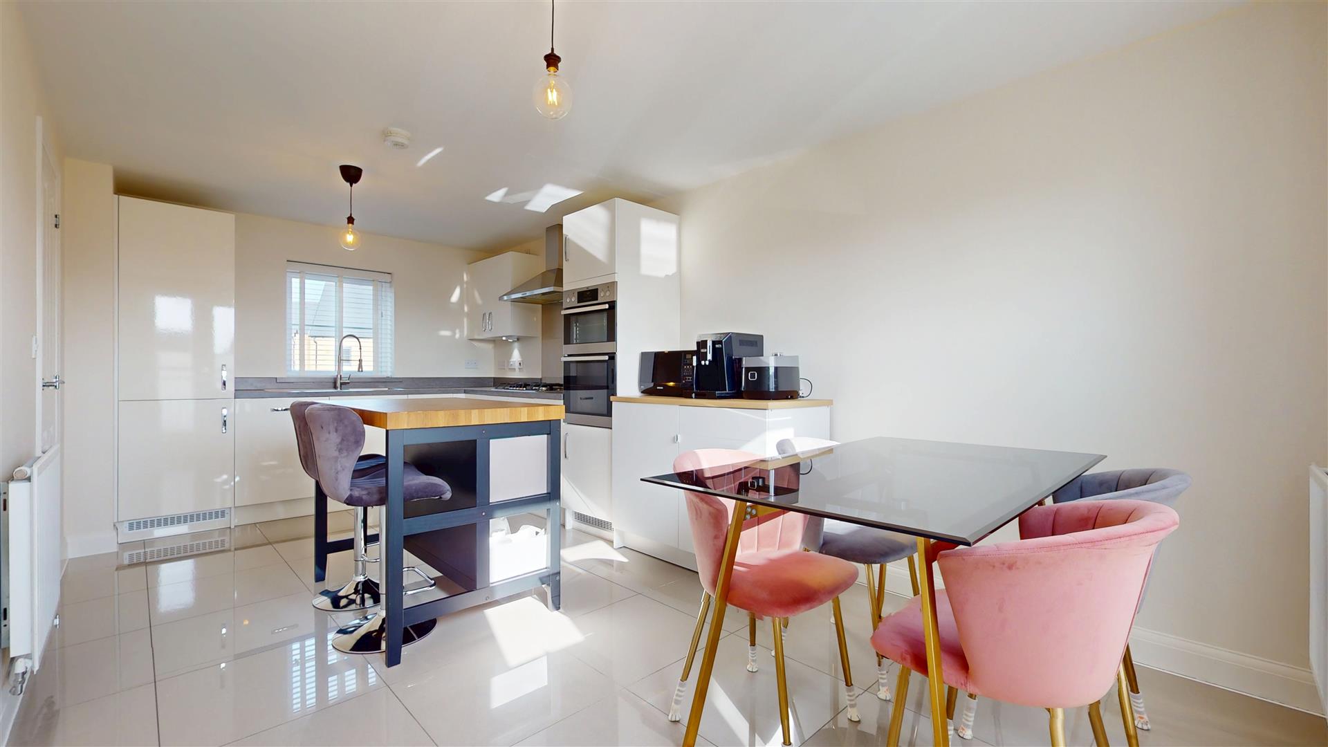 Vanguard Circle, Brooklands, Milton Keynes, MK10 - Image 3