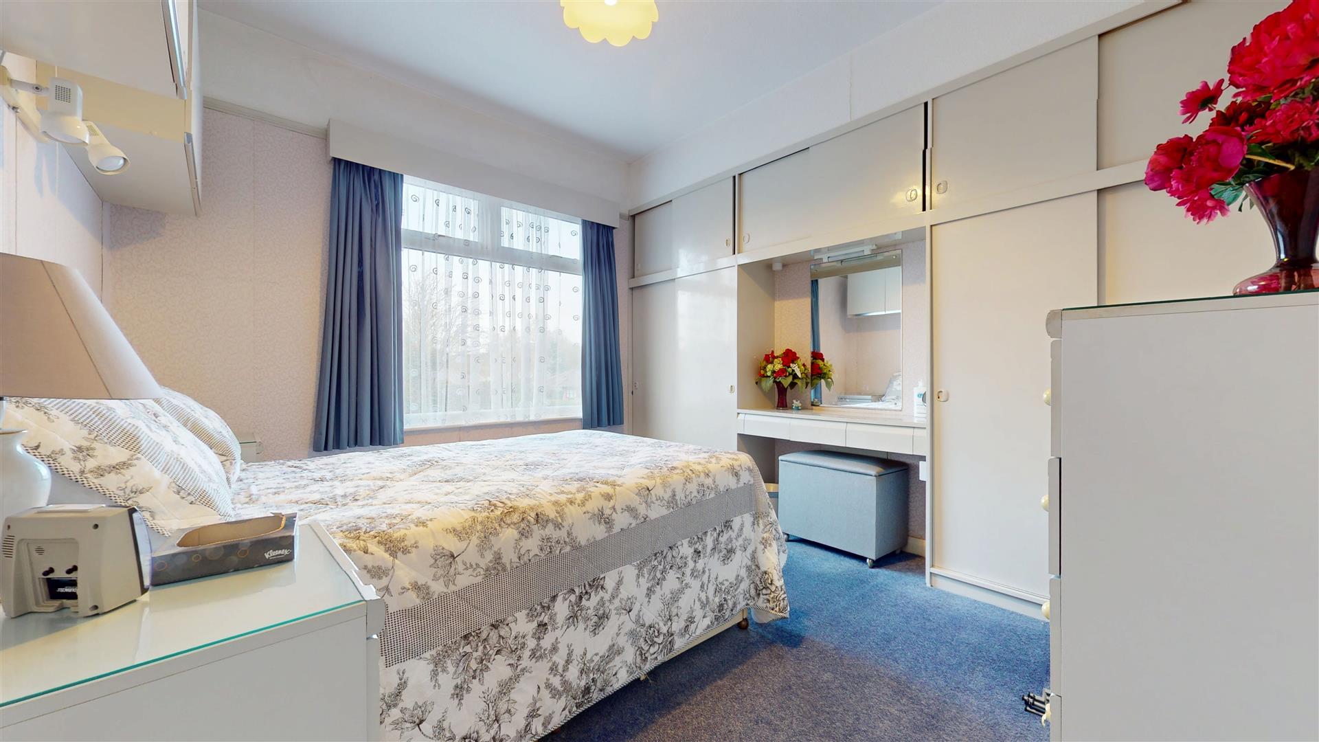 Bradwell Road, Loughton, Milton Keynes, MK5 - Image 6