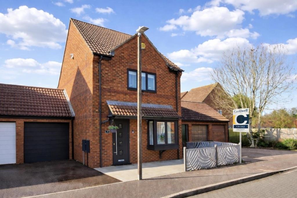 Tredington Grove, Caldecotte, Milton Keynes, MK7