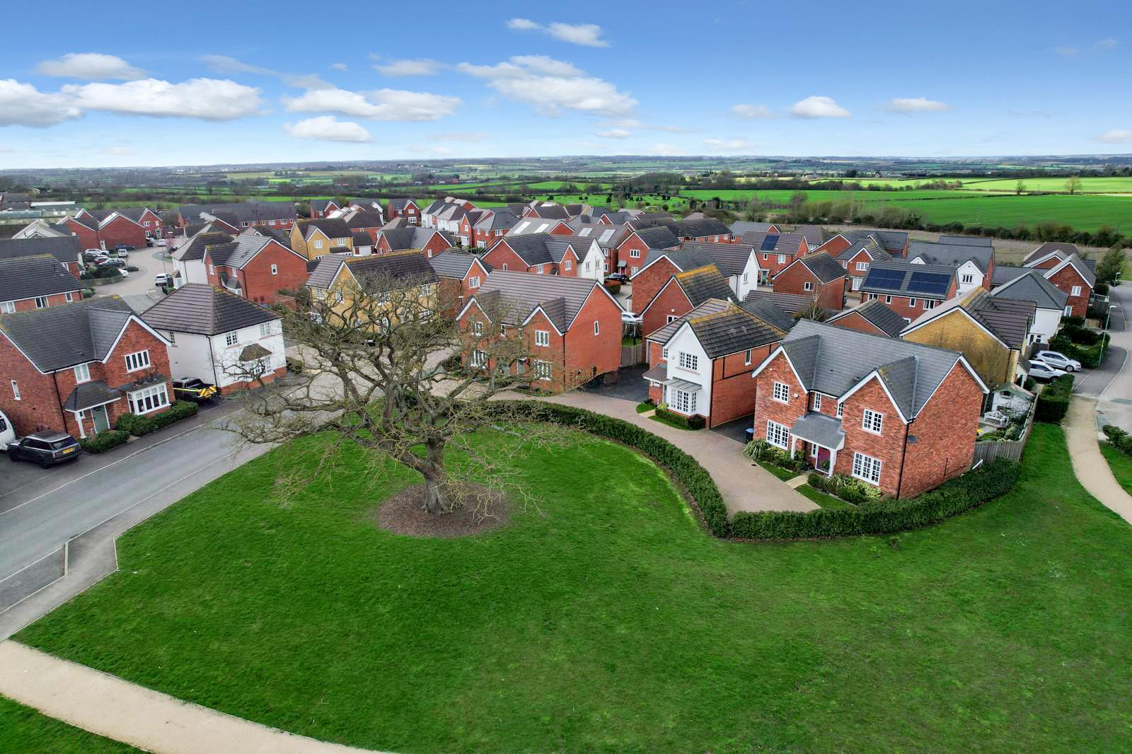 Pierrepoint Way, Hanslope, Milton Keynes, MK19