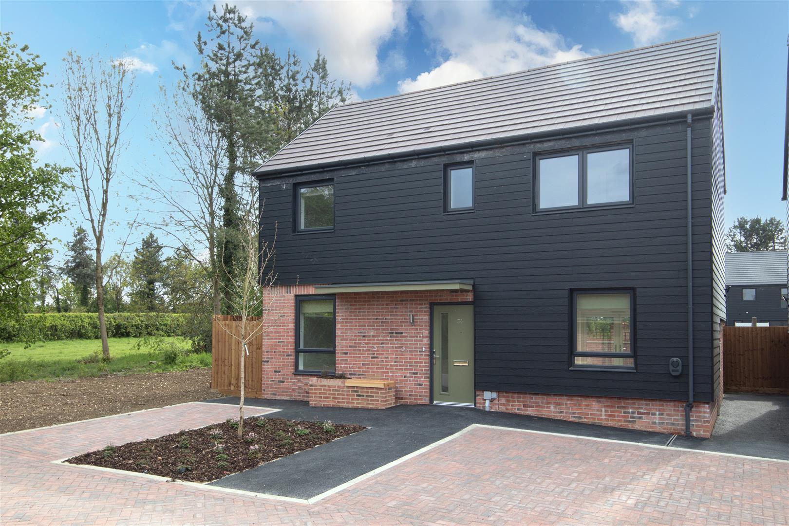 Eredine Crescent, Shenley Wood, Milton Keynes, MK5